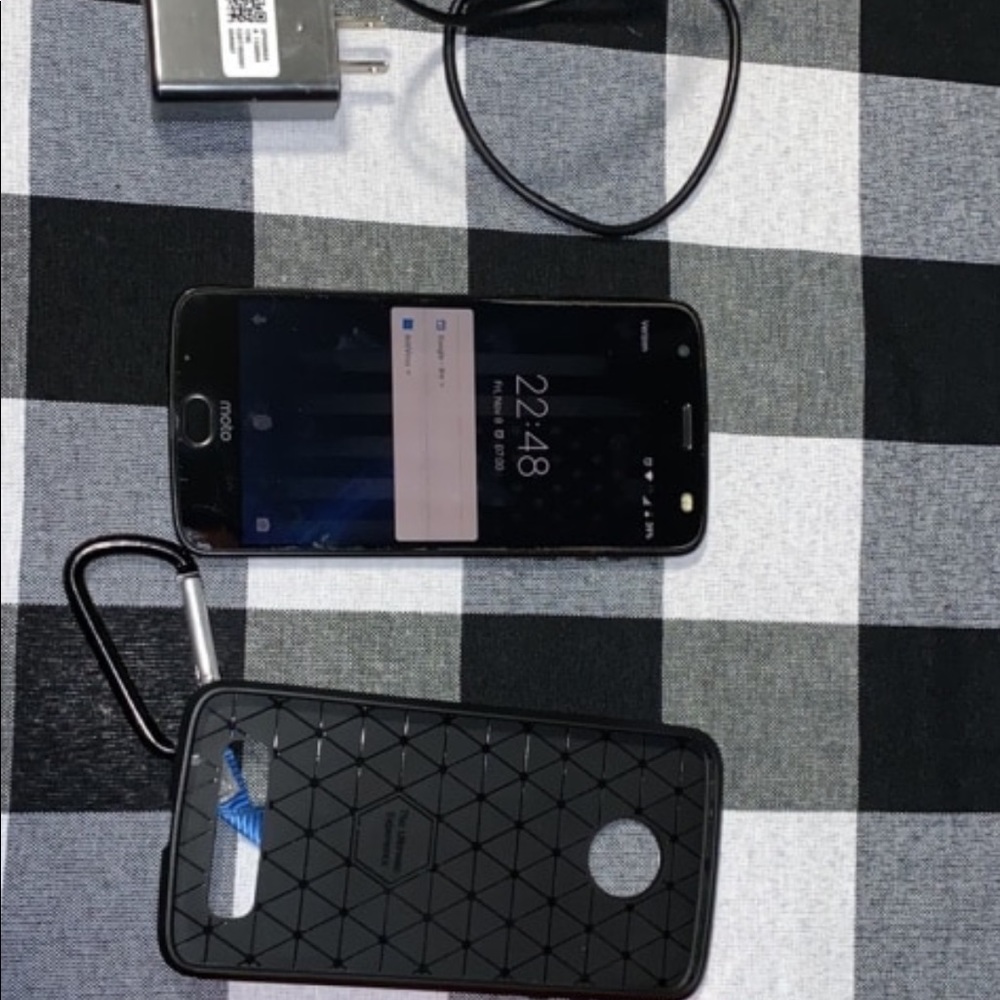 COPY - Motorola z2 force